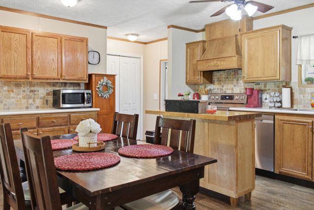 3300 Doyle Frazier Rd, Morrison, TN 37357