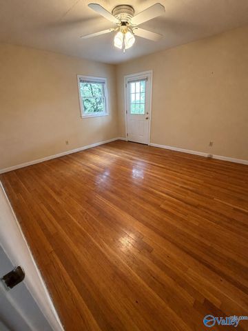 107 Noble Drive SE, Huntsville, AL 35802