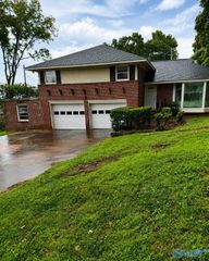 107 Noble Drive SE, Huntsville, AL 35802