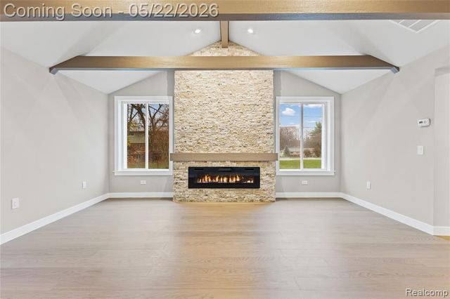 3460 Clayton Avenue, Waterford, MI 48329
