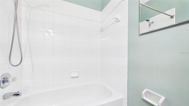 7447 SURREY PINES DRIVE, Apollo Beach, FL 33572