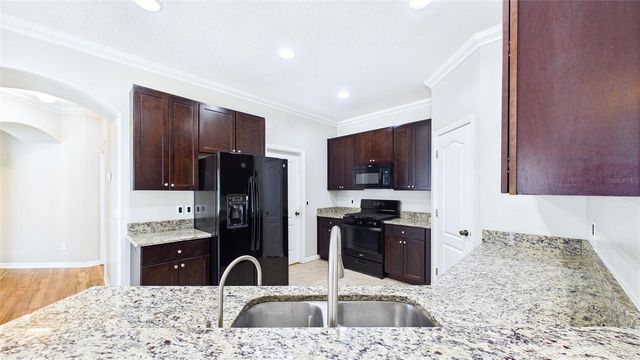 7447 SURREY PINES DRIVE, Apollo Beach, FL 33572