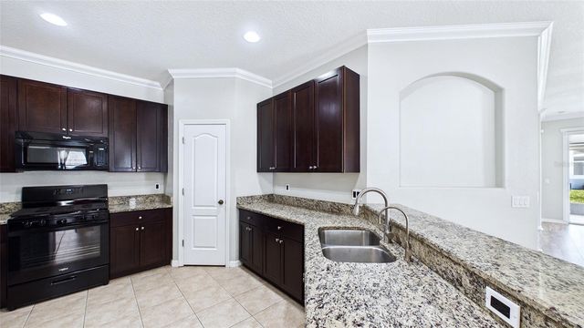 7447 SURREY PINES DRIVE, Apollo Beach, FL 33572