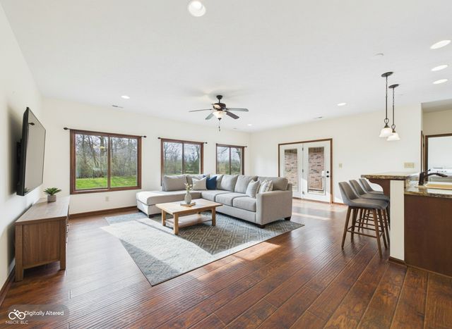 143 Devonshire Court, Anderson, IN 46013