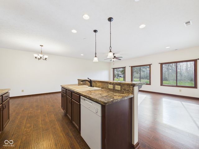 143 Devonshire Court, Anderson, IN 46013