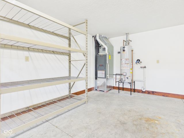 143 Devonshire Court, Anderson, IN 46013