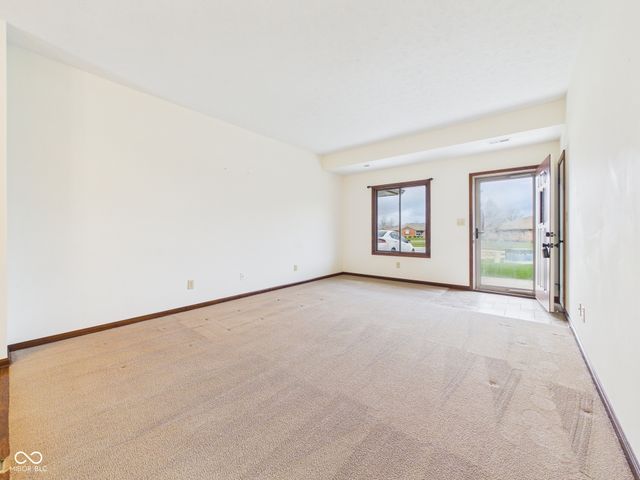 143 Devonshire Court, Anderson, IN 46013