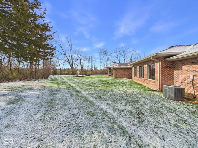 143 Devonshire Court, Anderson, IN 46013