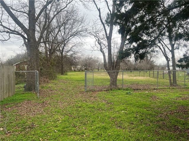 3309 S 3RD Street, Waco, TX 76706