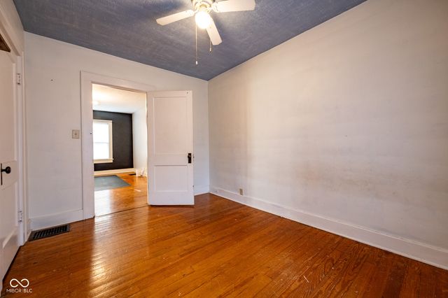 211 Howard, Rockville, IN 47872
