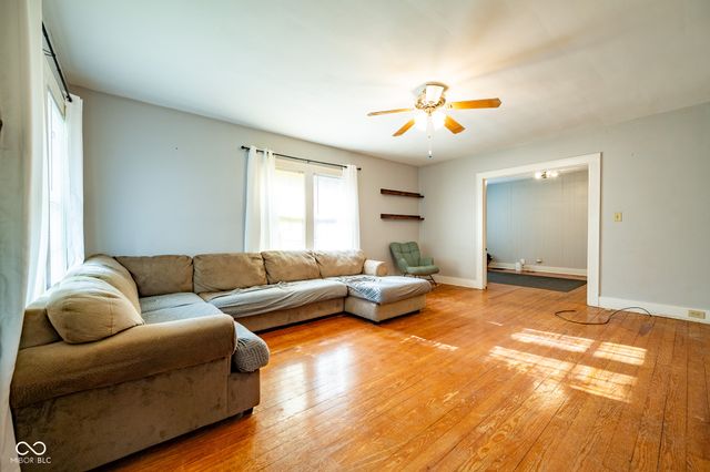 211 Howard, Rockville, IN 47872