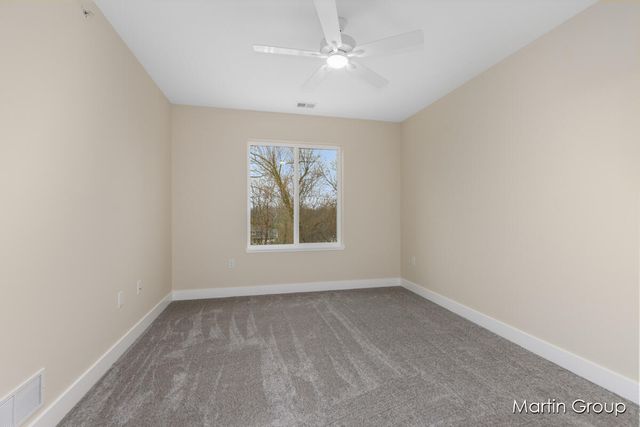 2213 Watertown Way Ne, City Of Grand Rapids, MI 49505