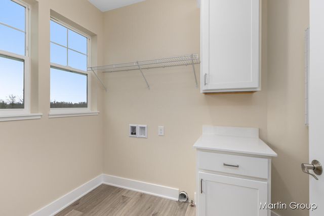 2213 Watertown Way Ne, City Of Grand Rapids, MI 49505