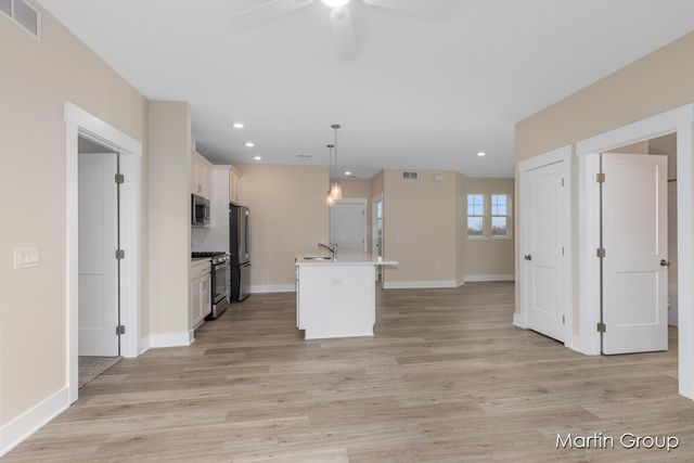 2213 Watertown Way Ne, City Of Grand Rapids, MI 49505
