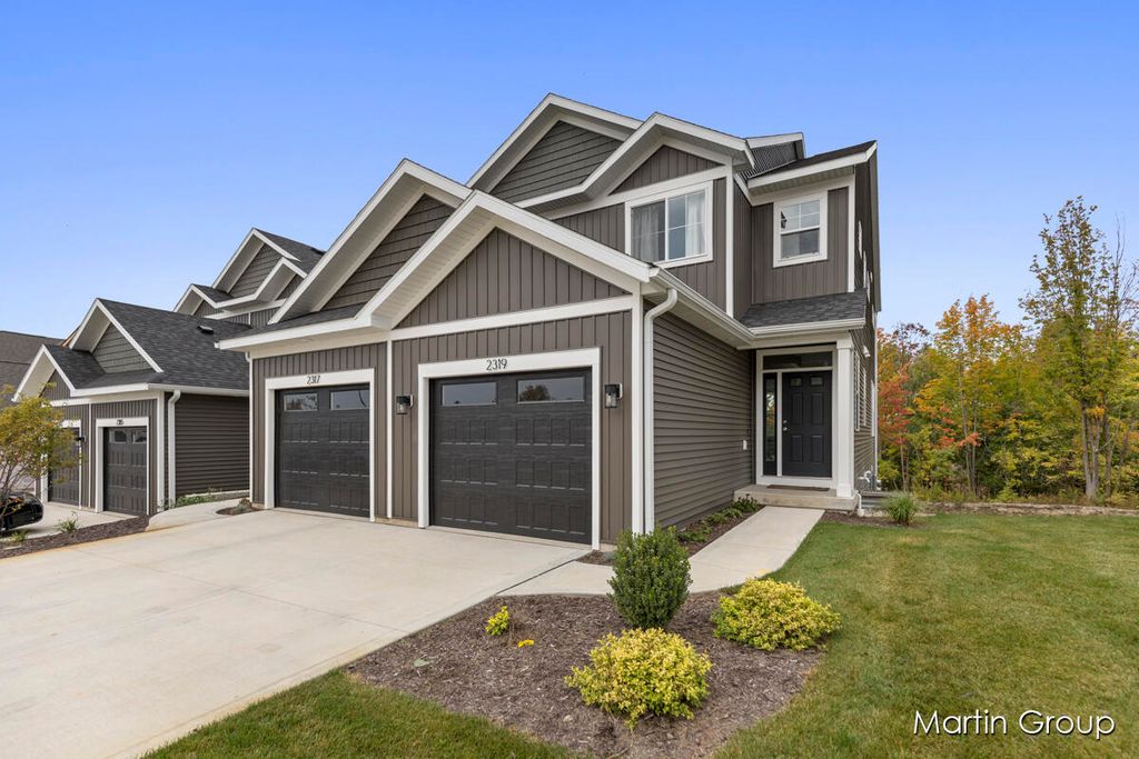2213 Watertown Way Ne, City Of Grand Rapids, MI 49505
