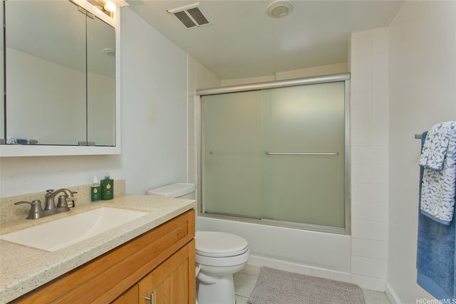2742 Manoa Road, Honolulu, HI 96822