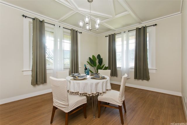 2742 Manoa Road, Honolulu, HI 96822