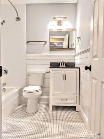 50 North Street APT 207, Stamford, CT 06902