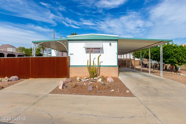 5708 W Tumbling F Street, Tucson, AZ 85713