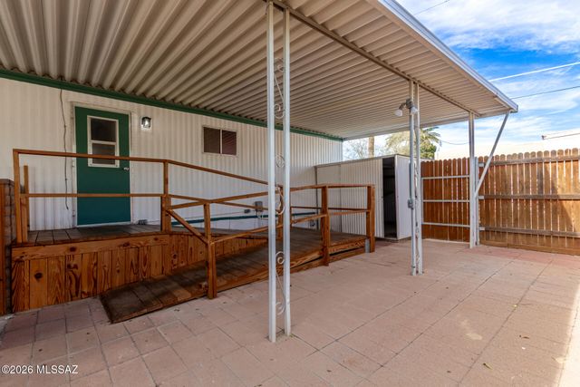 5708 W Tumbling F Street, Tucson, AZ 85713