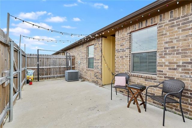 127 Armored Avenue, College Station, TX 77845