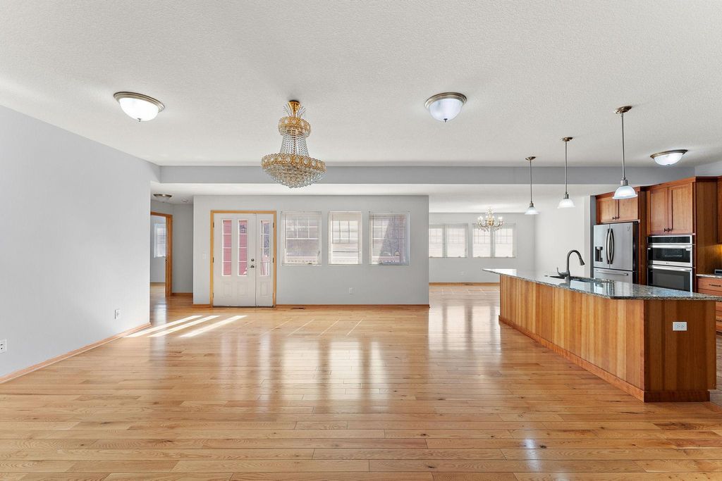 438 Wildwood Road, Mahtomedi, MN 55115 — photo 4
