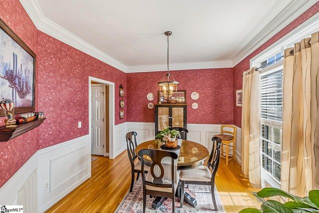 102 Spring Lake Loop, Simpsonville, SC 29681