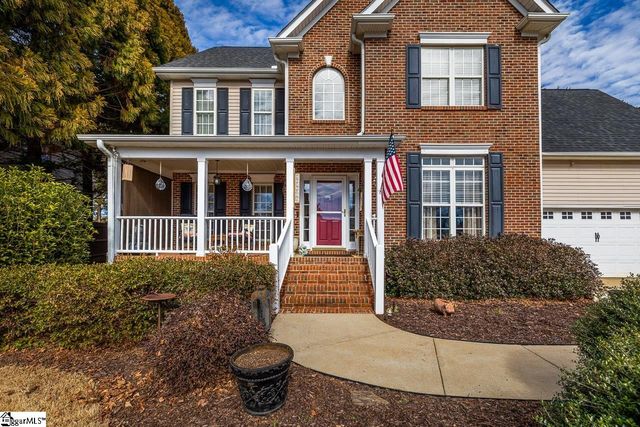 102 Spring Lake Loop, Simpsonville, SC 29681