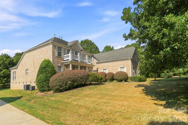 7607 Meadow Grove Drive, Waxhaw, NC 28173