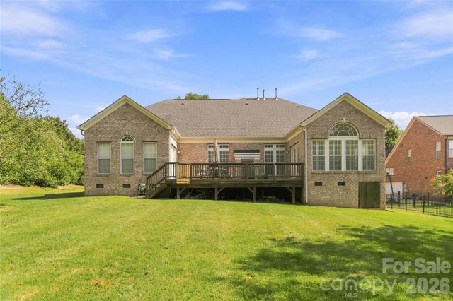 7607 Meadow Grove Drive, Waxhaw, NC 28173