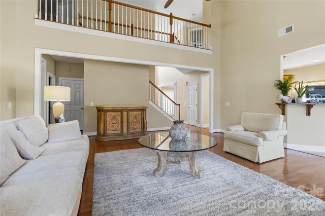 7607 Meadow Grove Drive, Waxhaw, NC 28173