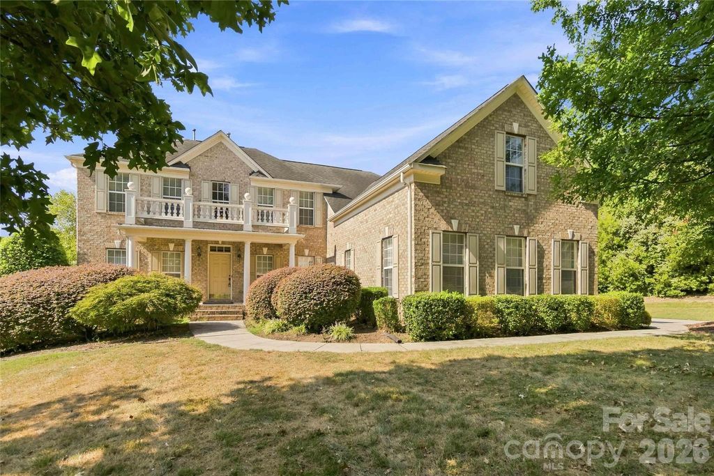 7607 Meadow Grove Drive, Waxhaw, NC 28173