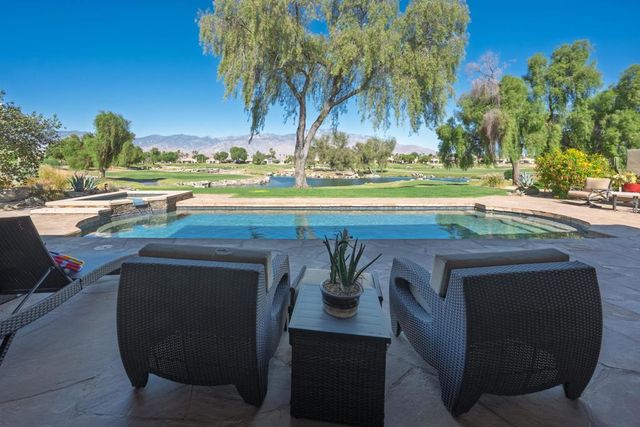 33 ViA Las Flores, Rancho Mirage, CA 92270