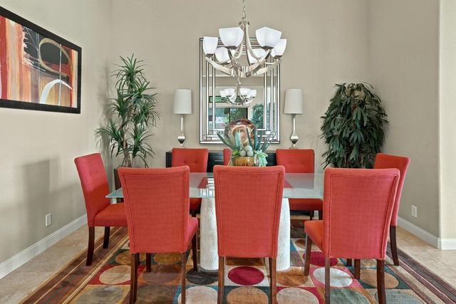 33 ViA Las Flores, Rancho Mirage, CA 92270