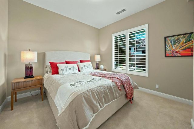 33 ViA Las Flores, Rancho Mirage, CA 92270