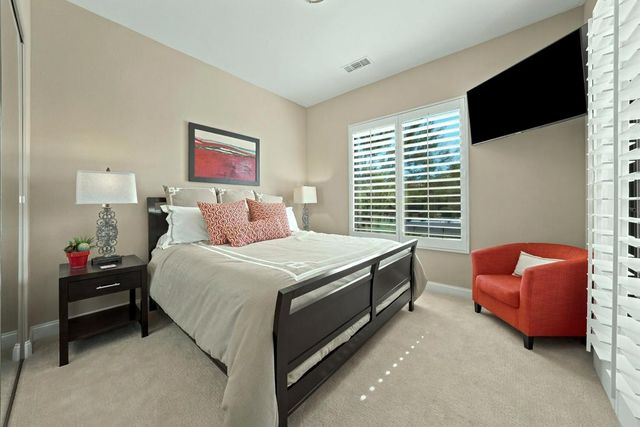 33 ViA Las Flores, Rancho Mirage, CA 92270