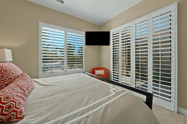 33 ViA Las Flores, Rancho Mirage, CA 92270