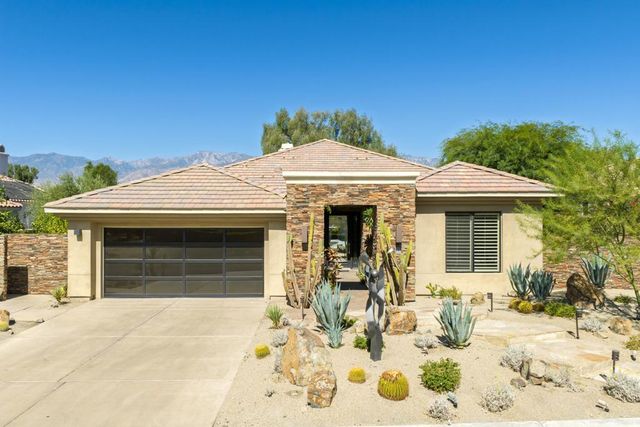 33 ViA Las Flores, Rancho Mirage, CA 92270