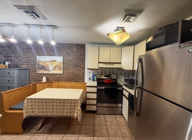 280 Commonwealth Ave G9, Boston, MA 02116