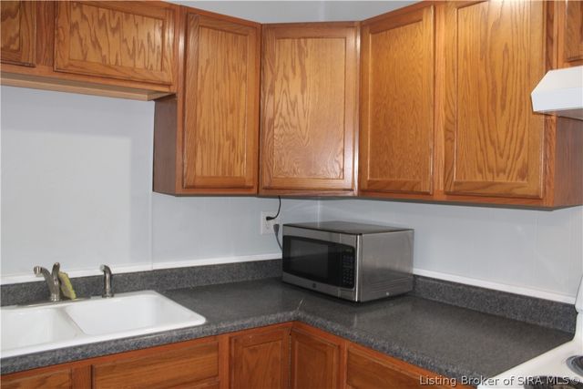 616 Gerry Lane, Madison, IN 47250