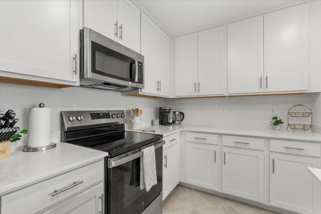 17570 OPAL SAND DRIVE 201, Venice, FL 34293