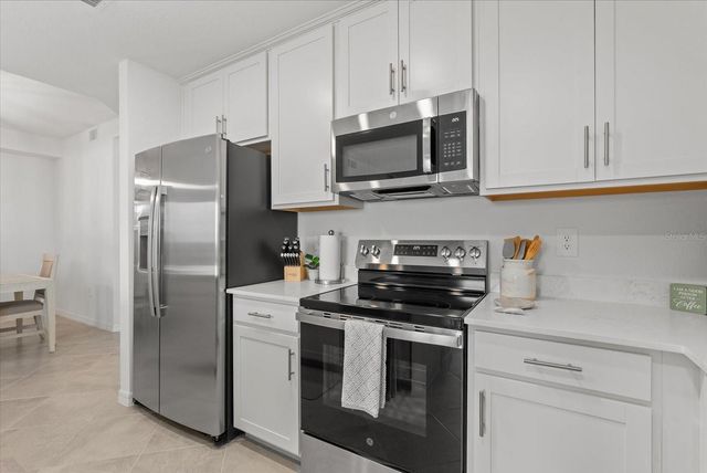 17570 OPAL SAND DRIVE 201, Venice, FL 34293