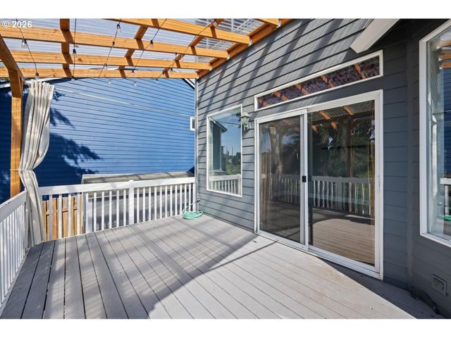 16653 Nw Paddington Dr, Beaverton, OR 97006