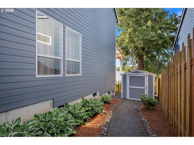 16653 Nw Paddington Dr, Beaverton, OR 97006
