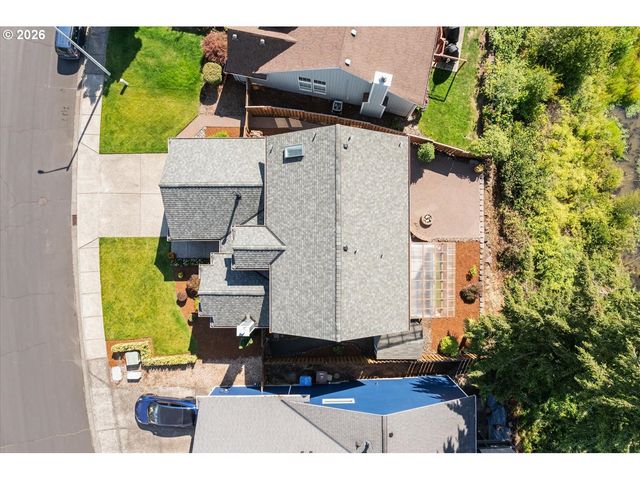 16653 Nw Paddington Dr, Beaverton, OR 97006