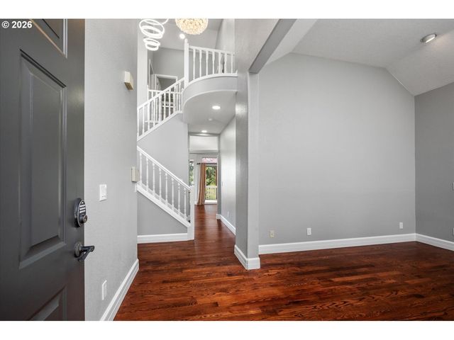 16653 Nw Paddington Dr, Beaverton, OR 97006