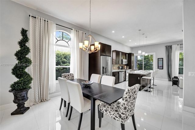 1445 NW 143rd Ave, Pembroke Pines, FL 33028