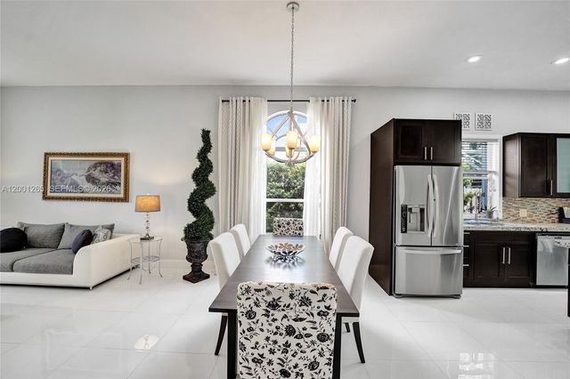 1445 NW 143rd Ave, Pembroke Pines, FL 33028