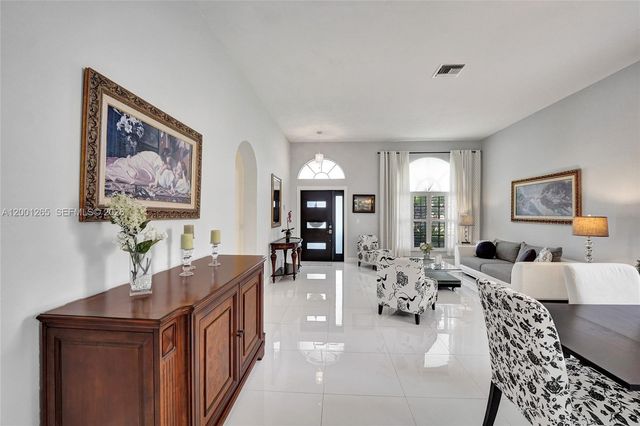 1445 NW 143rd Ave, Pembroke Pines, FL 33028