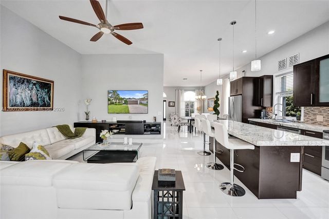 1445 NW 143rd Ave, Pembroke Pines, FL 33028